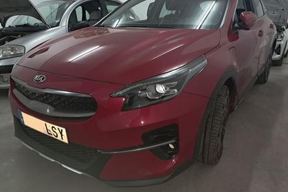 Compra y venta de coches rotos.