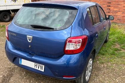 Compra y venta de coches rotos.