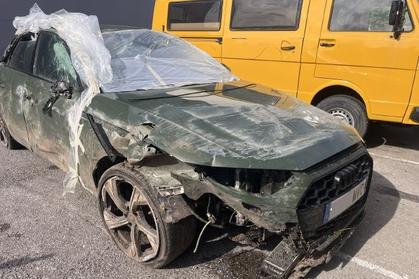 Compra y venta de coches rotos.