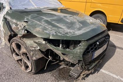 Compra y venta de coches rotos.