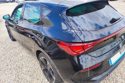 Compra y venta de coches rotos.