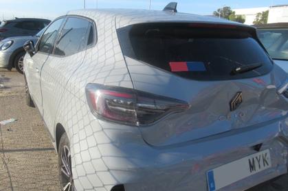 Compra y venta de coches rotos.