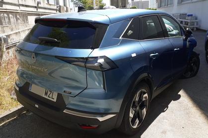 Compra y venta de coches rotos.