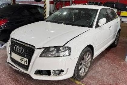 Compra y venta de coches rotos.