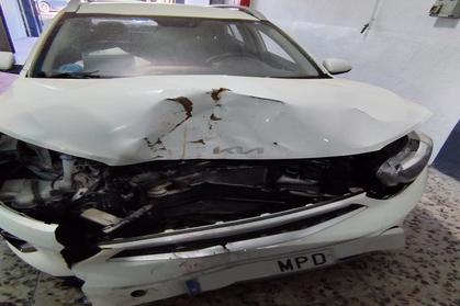 Compra y venta de coches rotos.