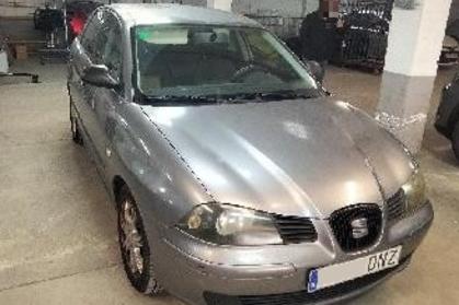 Compra y venta de coches rotos.