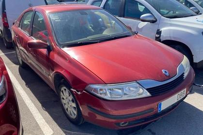 Compra y venta de coches rotos.