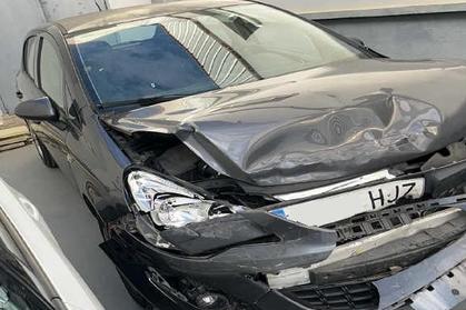 Venta de coche roto
