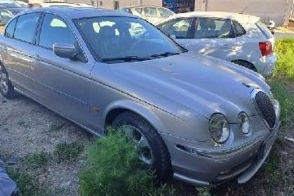 Venta de coche roto