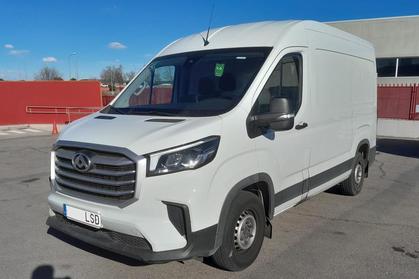 Compra y venta de coches rotos.