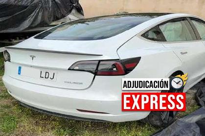 Compra y venta de coches rotos.