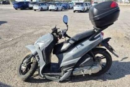 Compra y venta de coches rotos.