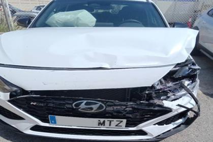 Compra y venta de coches rotos.
