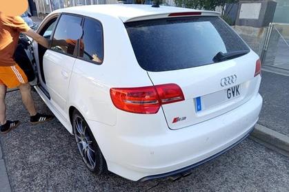 Compra y venta de coches rotos.