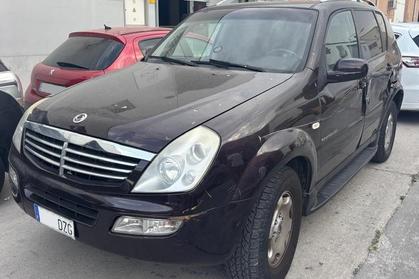 Compra y venta de coches rotos.