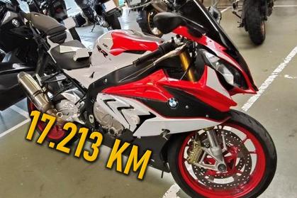 Compra y venta de coches rotos.