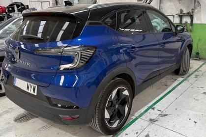 Compra y venta de coches rotos.