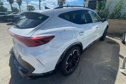 Compra y venta de coches rotos.