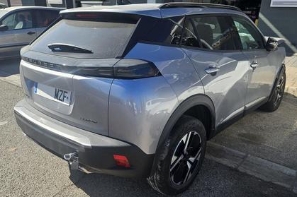 Compra y venta de coches rotos.