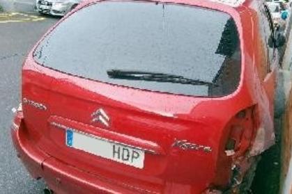 Compra y venta de coches rotos.