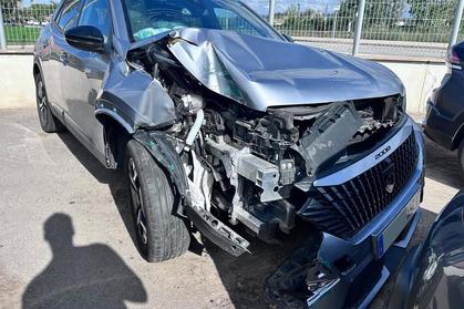 Compra y venta de coches siniestrados