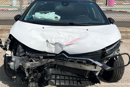 Compra y venta de coches rotos.