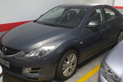 Compra y venta de coches rotos.