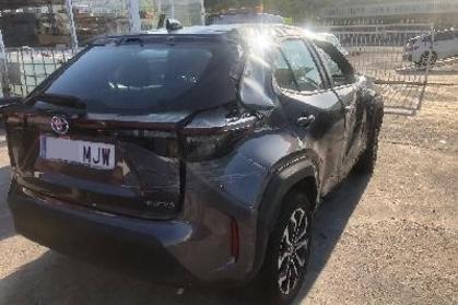 Compra y venta de coches rotos.