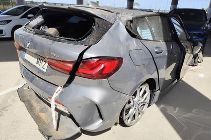 Compra y venta de coches rotos.