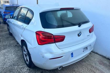 Compra y venta de coches rotos.