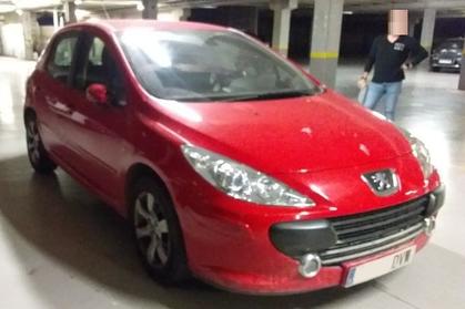 Compra y venta de coches rotos.