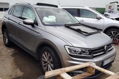 Compra y venta de coches rotos.